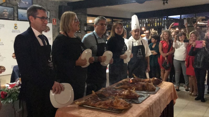 Los andariegos Segovianos y Maspalomeros  refuerzan  su hermanamiento con la tradicional degustaci�n gastron�mica