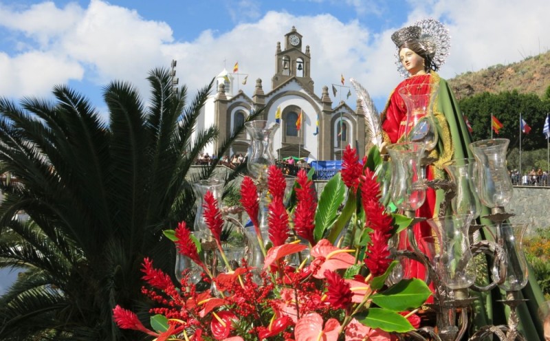 La elecci�n de la Luc�a canaria y el preg�n abren las fiestas de Santa Luc�a y Los Labradores