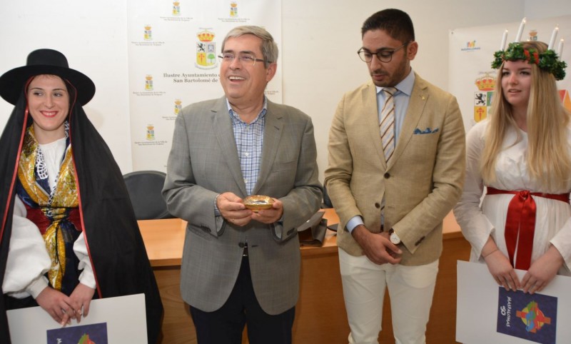 Maspalomas acoge a las `Luc�as� sueca y canaria en su 55� visita 