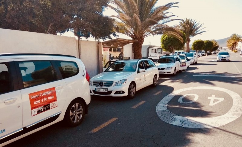 Ag�imes convoca ayudas para la incorporaci�n de veh�culos el�ctricos a la flota de taxis del municipio