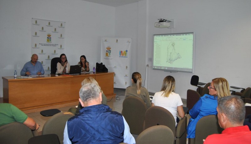Gesplan presenta el nuevo Plan General Supletorio a los concejales del gobierno y de la oposici�n de  San Bartolom� de Tirajana