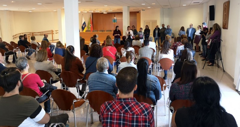 Santa Luc�a incorpora personal de convenio para reforzar la administraci�n y los servicios 