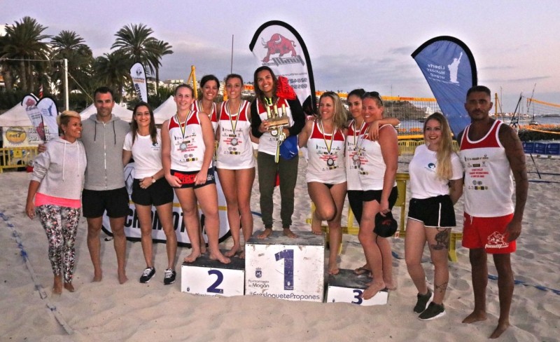 Mog�n cierra 2018 con el IV Torneo Internacional de Voley en Anfi del Mar