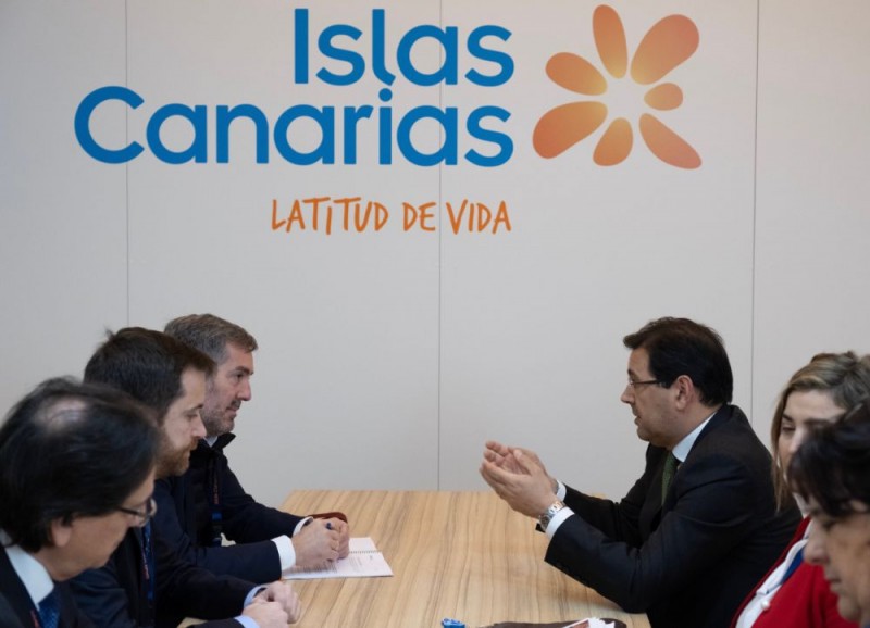 Fernando Clavijo analiza con el presidente de Easyjet y ALA la afecci�n del Brexit en las conexiones a�reas con Reino Unido