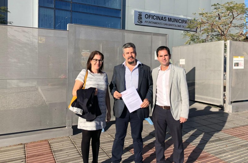 Ciudadanos denuncia el deterioro que presentan los parques infantiles de San Bartolom� de Tirajana