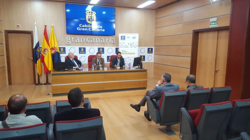 Las paradas de guaguas tendr�n informaci�n en tiempo real 