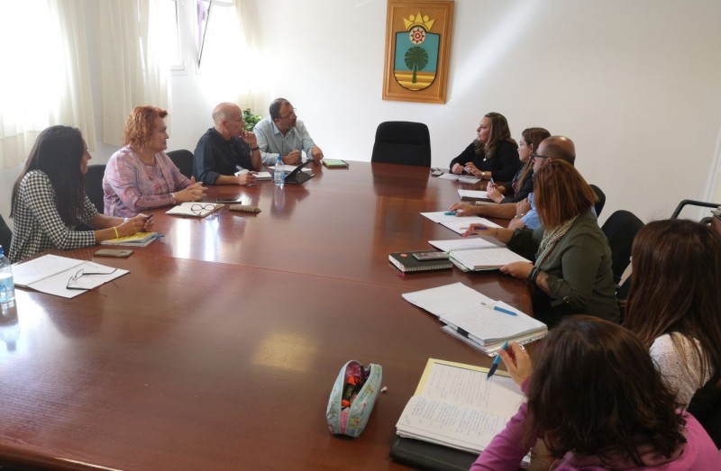 El edificio Jafema de Vecindario continuar� desalojado hasta que se termine el informe t�cnico encargado por los propietarios