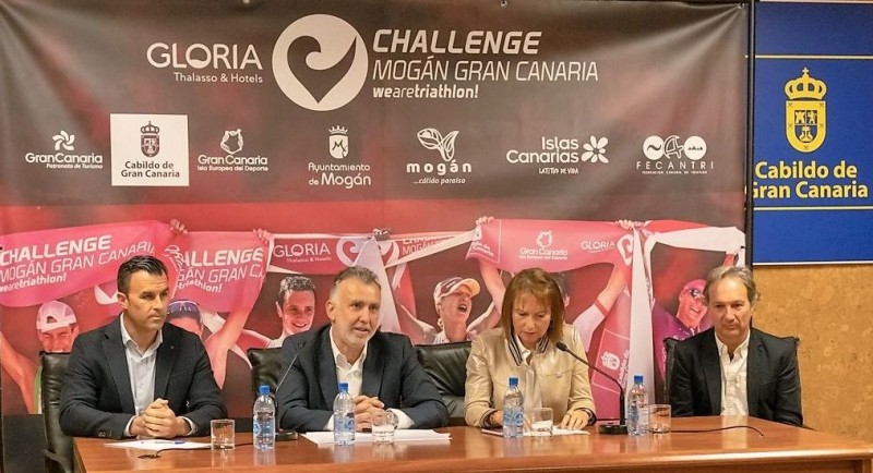 El triatl�n Gloria Challenge Mog�n Gran Canaria regresa el 27 de abril