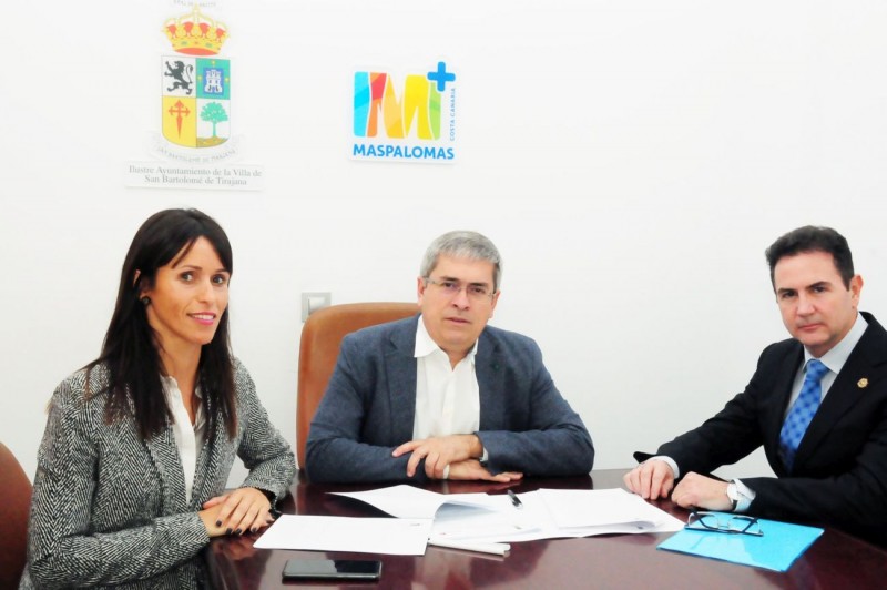 San Bartolom� de Tirajana y los Registros de la Propiedad 1 y 2 convenian facilitarse  informaci�n urban�stica municipal