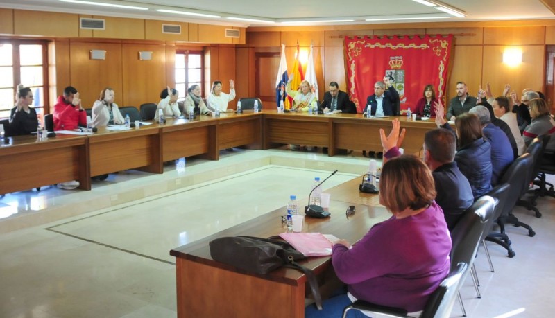 San Bartolom� de Tirajana se opone a la ampliaci�n del  dique del Faro de Maspalomas