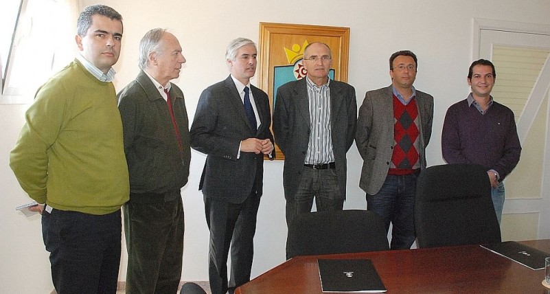 Santa Luc�a pide colaboraci�n al Cabildo para mejorar el alcantarillado