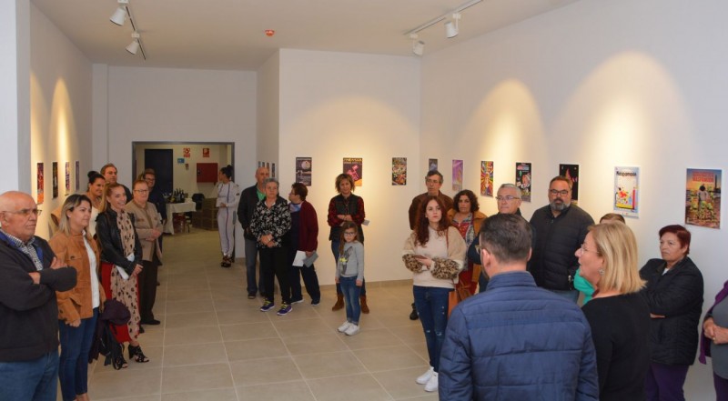 Tunte exponen las 32 obras del concurso del Cartel del Carnaval de Maspamoon 