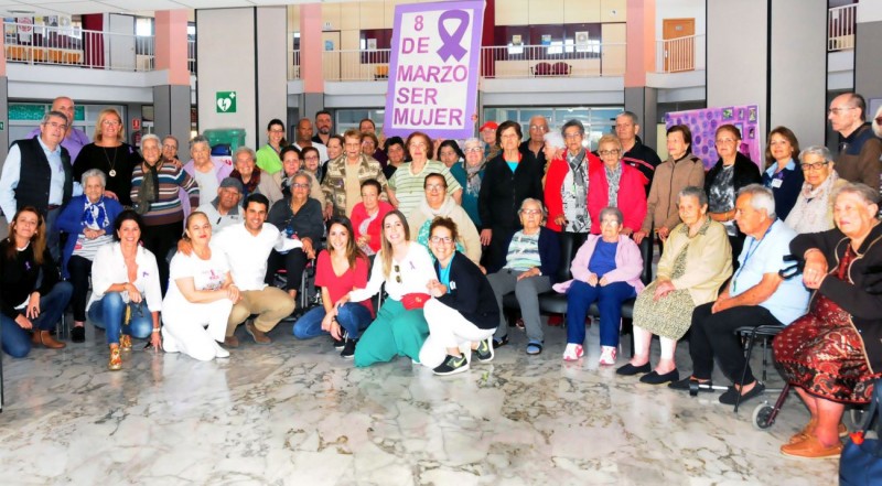 San Bartolom� de Tirajana visibiliza el D�a Internacional de la Mujer 