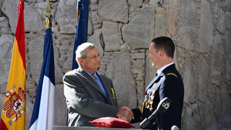 Francia otorga la Medalla Militar al vecino de Arguinegu�n Michel Dadone 