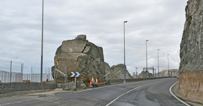El Cabildo inicia el reasfaltado de varios tramos de la GC-500 entre la cantera de �ridos de Juan Grande y Tauro