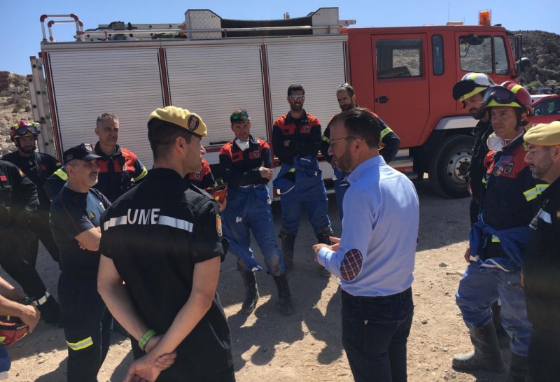Bomberos de Maspalomas desarrollan acciones conjuntas con UME