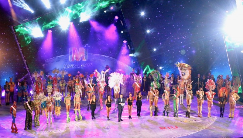 Maspamoon cuenta con catorce astronautas con plataformas para la Misi�n Espacial de la Gala Drag Queen