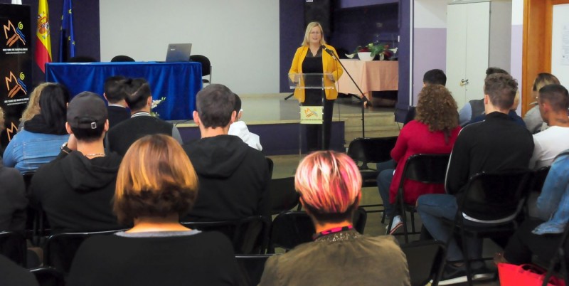 Elena �lamo inaugura las Jornadas de Emprendimiento del IES Faro   