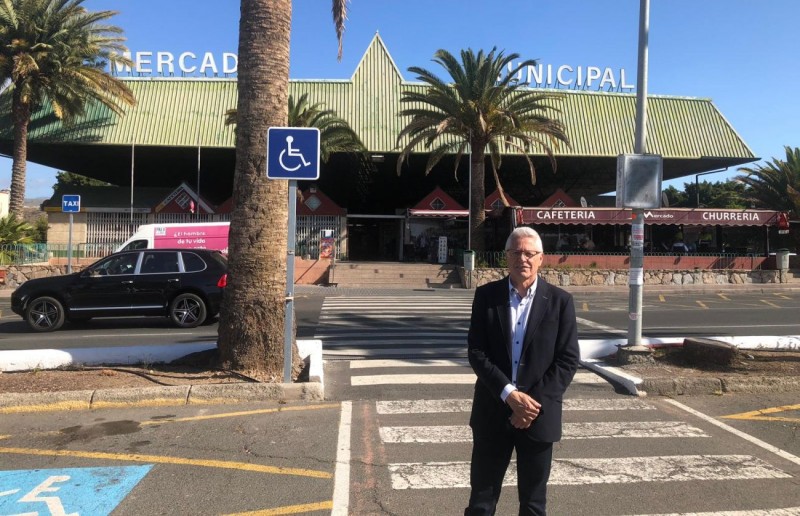 Paco P�rez quiere derribar el mercado municipal