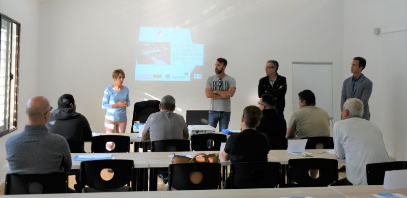 Mog�n acoge un curso homologado en   instalaci�n y mantenimiento de jardines 