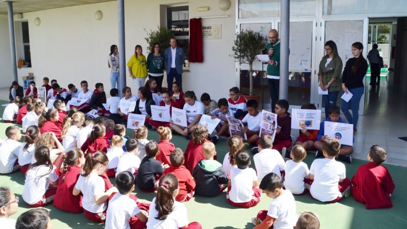 El CEIP Monta�a los V�lez conmemor� el D�a Internacional contra Esclavitud Infantil 