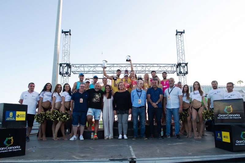 Tania Moreno y Daniela �lvarez y Daniel Moreno y �scar Jim�nez se coronan como vencedores en la Copa del Rey y de la Reina de Maspalomas