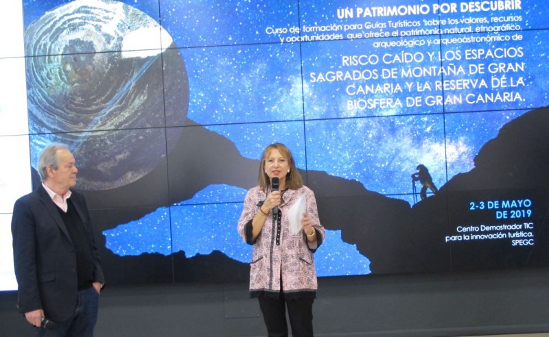 Gran Canaria debe regirse por un turismo inteligente con alianzas entre operadores,  gu�as y comunidad acad�mica