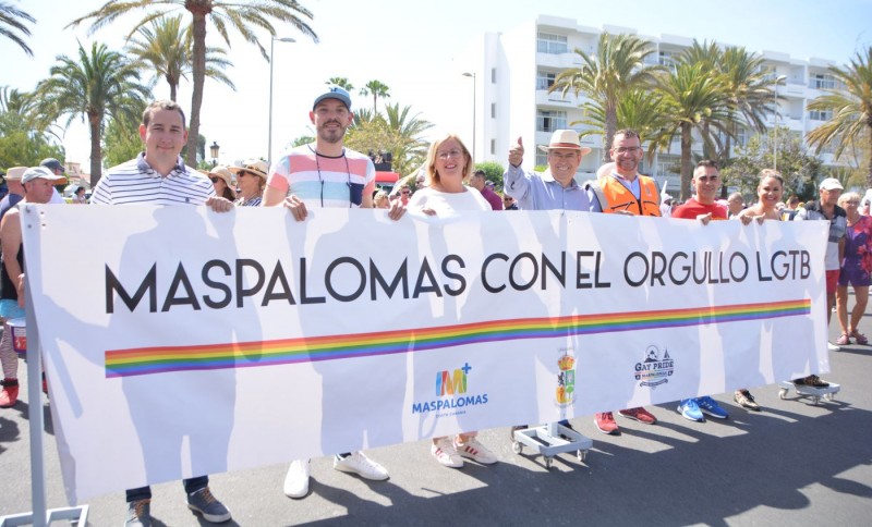 M�s de 100.000 personas disfrutan de su libertad en el desfile del Maspalomas Pride 2019