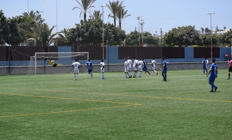 El San Fernando reacciona a tiempo y tumba al Ibarra 3 - 1