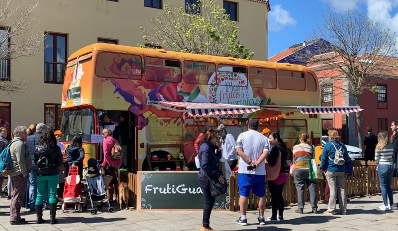 La Frutiguagua contina su recorrido por Gran Canaria con la visita a Mogn 