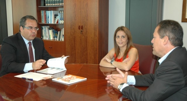 Juan Dom�nguez invita a Aenaga a sumarse a la iniciativa Living Lab Comercios Innovadores de Gran Canaria