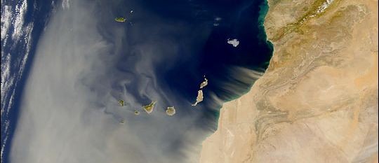 Se mantiene la alerta naranja por calimas y bajan algo las temperaturas