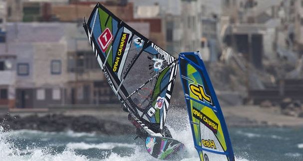 Dar�o Ojeda, finaliza 3� en la prueba del Mundial de Windsurf de Pozo Izquierdo.
