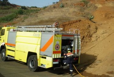 Bomberos del Consorcio denuncian que los responsables del servicio suspendan la b�squeda de una mujer extranjera de 70 a�os