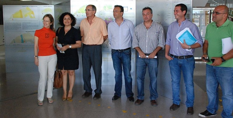 El Cabildo exhibe en Vecindario, hasta el 2 de agosto, el proyecto del Parque Aeroportuario