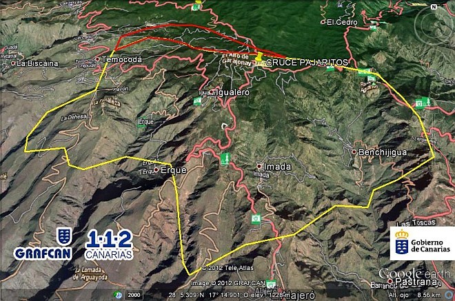 Las condiciones meteorol�gicas dificultan las tareas de para frenar el avance del fuego en Tenerife y La Gomera