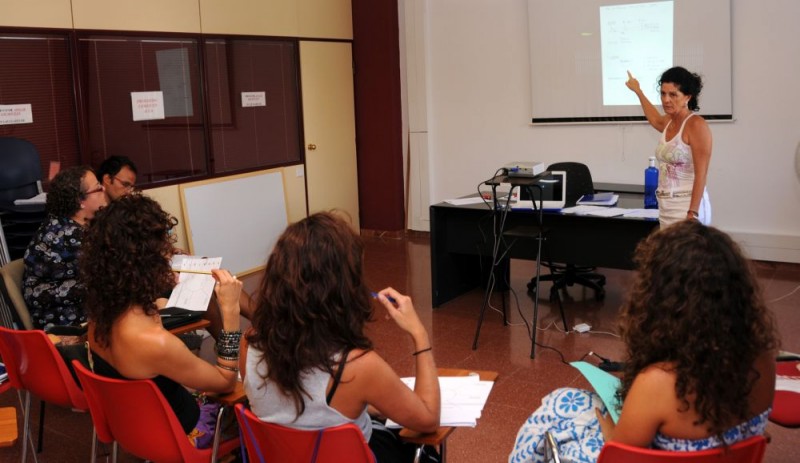 Contrata en Maspalomas a cinco Educadores Sociales  