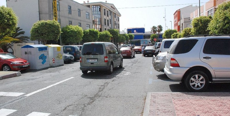 Adjudicado el proyecto de repavimentaci�n de Santa Luc�a por 100 mil euros 