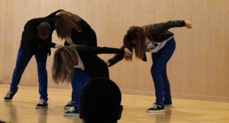 Un millar de escolares participan en los Recreos Culturales de 17MASDANZA