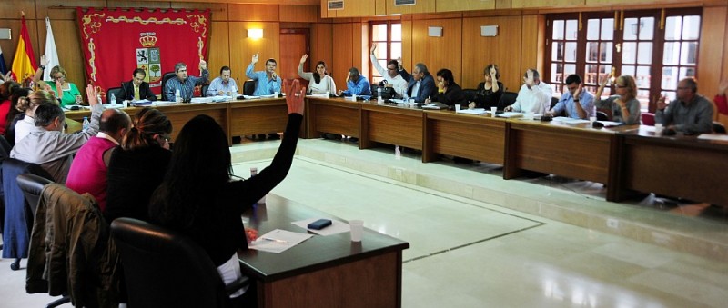 El Pleno aprueba se exonere al Ayuntamiento del canon de basura por uso del vertedero