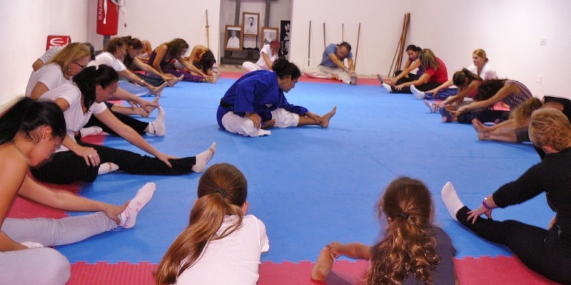 Las mujeres se defienden contra la violencia sexista