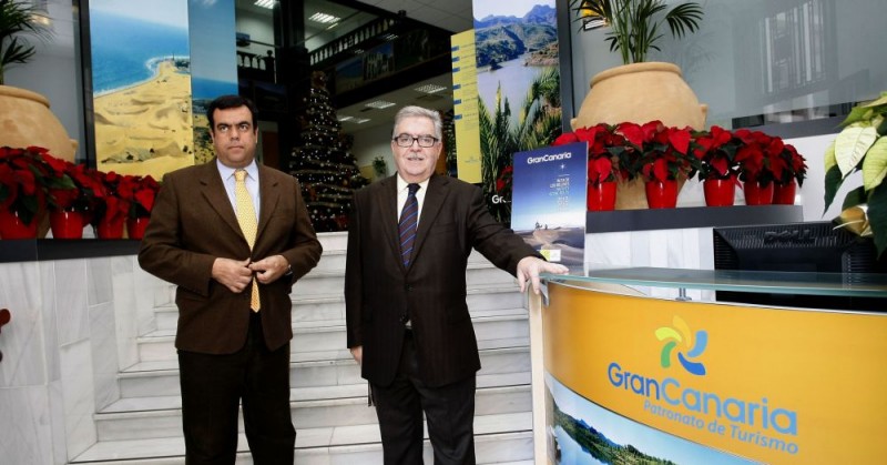 Bravo de Laguna, inaugura la renovada oficina de informaci�n al turista del Patronato de Turismo  