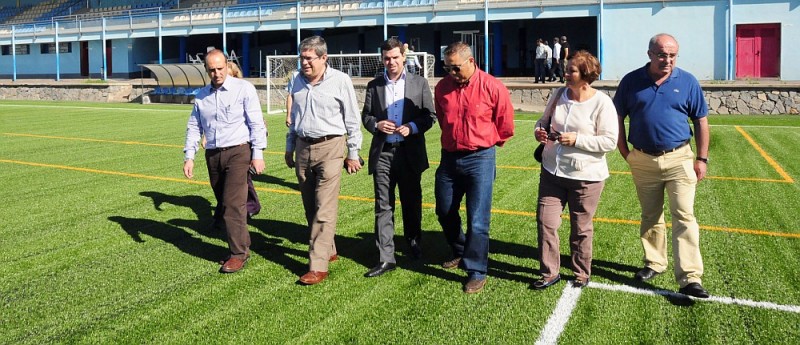 Inaugurado el c�sped del Estadio del Castillo y el nuevo Gimnasio de Maspalomas