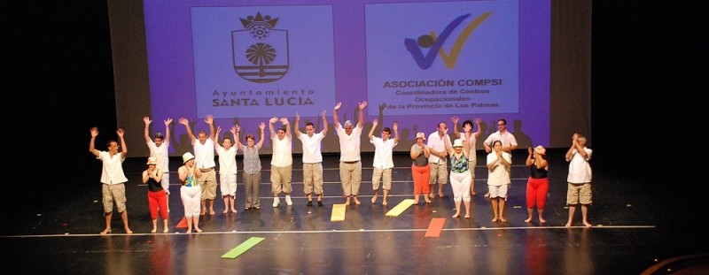 Santa Luc�a propone a Compsi, Ram�n Mendoza y Aminetu Haidar, a los Premios Canarias