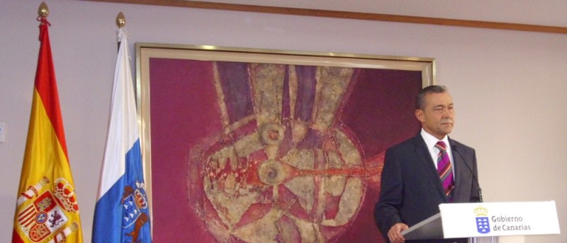 Paulino Rivero: �Canarias avanza hacia un tiempo mejor pero  los problemas y sacrificios van a continuar�.