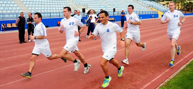 �rbitros de f�tbol Suizos vuelven a entrenar en Maspalomas