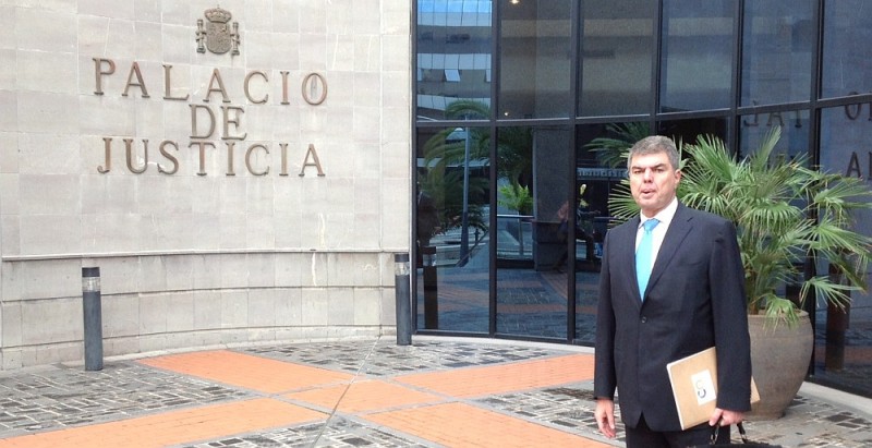 El CCN documenta la denuncia contra el Juan Dominguez y su jefe de gabinete ante la Fiscal�a