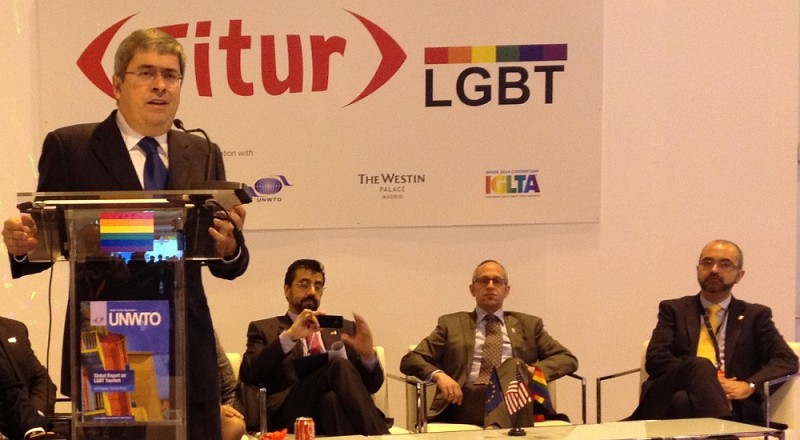 Marco Aurelio P�rez inaugura el stand Maspalomas Gayfriendly