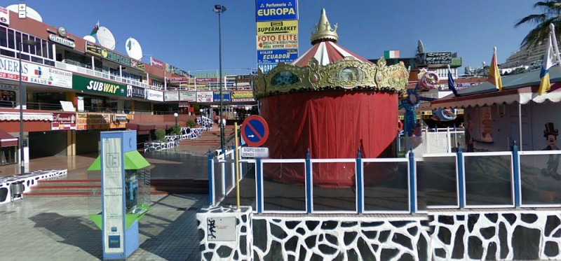 Indignaci�n de los empresarios del Centro Comercial Puerto Rico