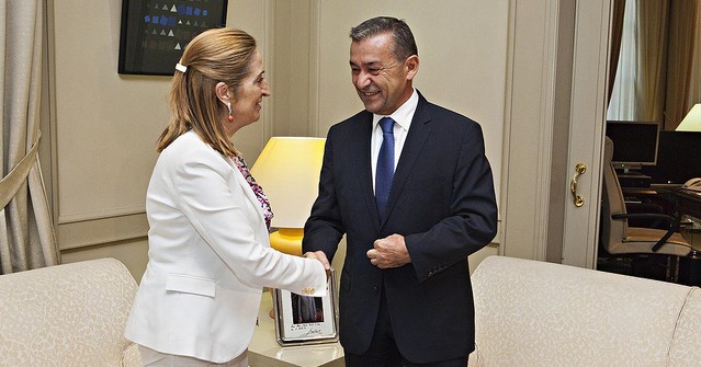 Canarias exige m�s vuelos y mejores precios